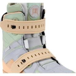 Slingshot Jewel Wakeboard Boots - 2023 -Cheap Ronix Ride Store 2023 Slingshot Jewel Womens Wakeboard Boot Close Up 41195.1661461134