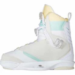 Liquid Force Vida 6X Women's Wakeboard Bindings - 2023 8 Liquid Force Vida 6X Women's Wakeboard Bindings - 2023 -Cheap Ronix Ride Store IMG 6330 01 81582.1668193989