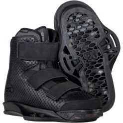 Liquid Force Butterstick Pro Wakeboard Package W/ Hook 6X Boots - 2023 -Cheap Ronix Ride Store IMG 6374 33962.1671651486